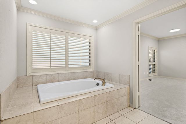 202 Rainbow Circle, Rockwall, TX 75032