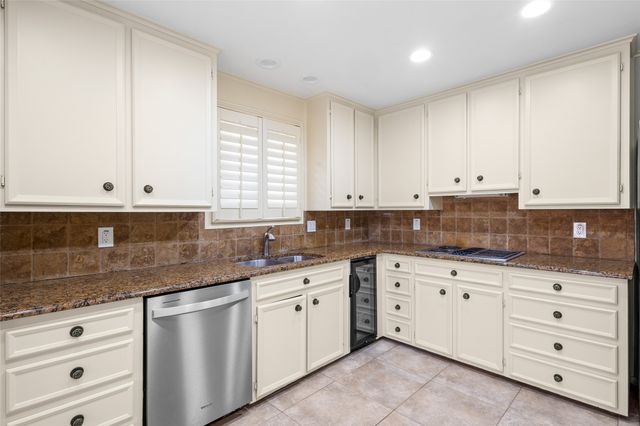 202 Rainbow Circle, Rockwall, TX 75032