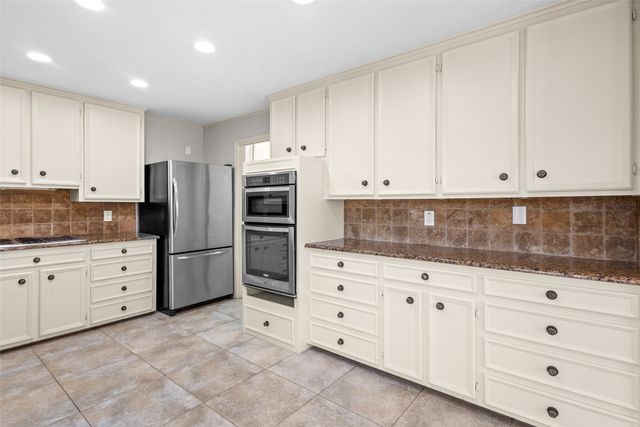 202 Rainbow Circle, Rockwall, TX 75032