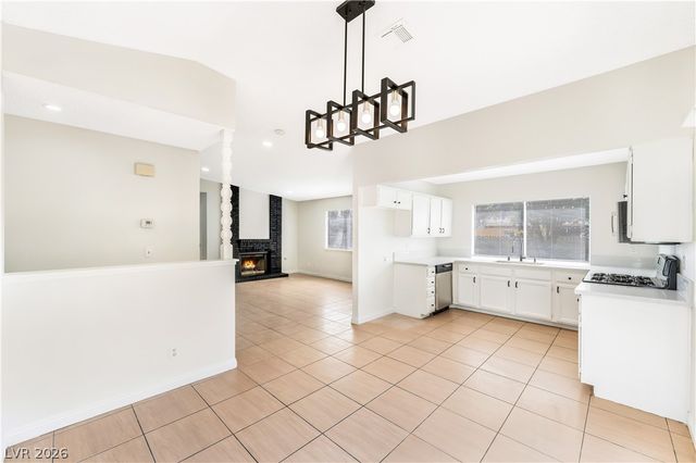 218 Dolorosa Street, Las Vegas, NV 89110