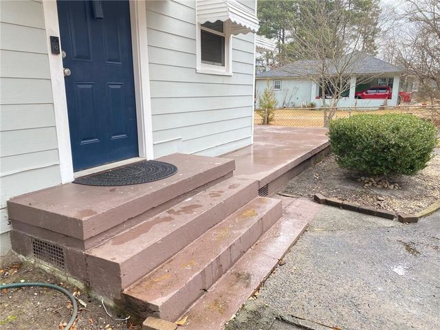 330 Community SW Drive, Mableton, GA 30126