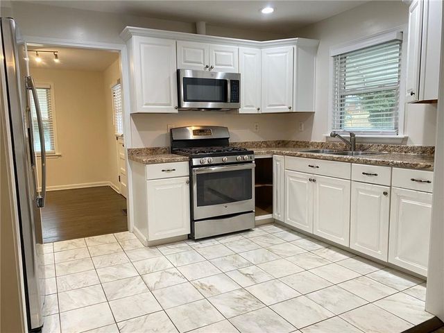 330 Community SW Drive, Mableton, GA 30126