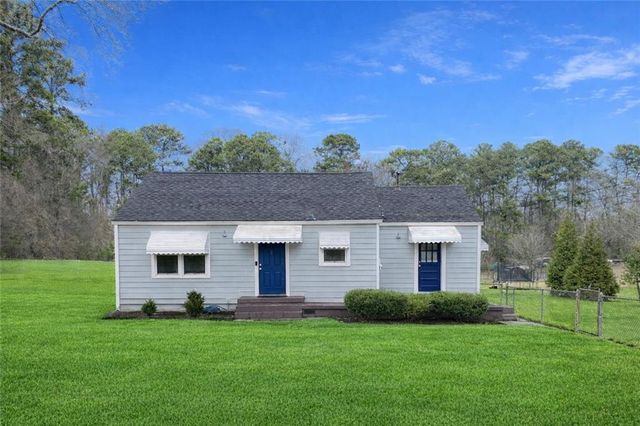 330 Community SW Drive, Mableton, GA 30126