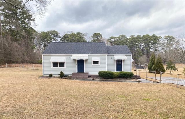 330 Community SW Drive, Mableton, GA 30126