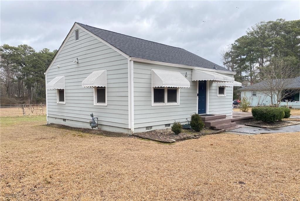 Image 36 of property listing at 330 Community Drive SW, Mableton, GA 30126