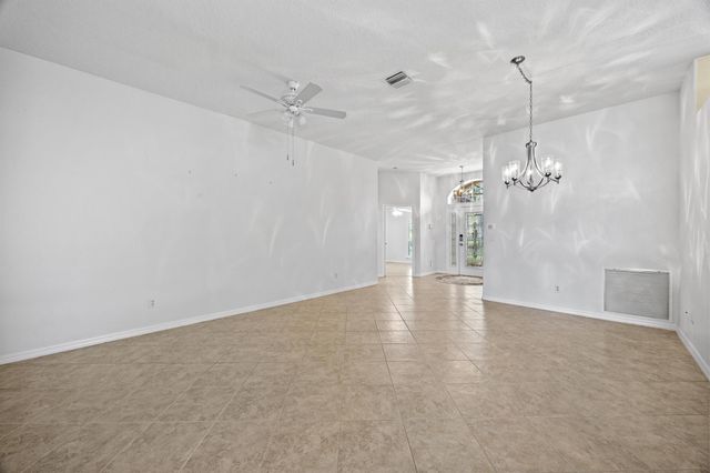 478 SW Sundance Trail, Port St Lucie, FL 34953
