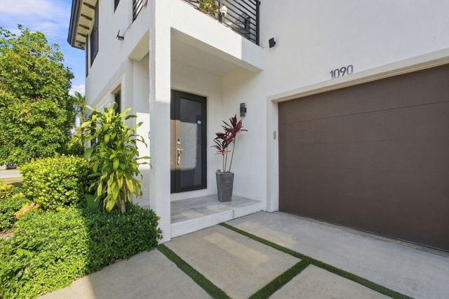 1090 SE 3RD Street 1090, Pompano Beach, FL 33060