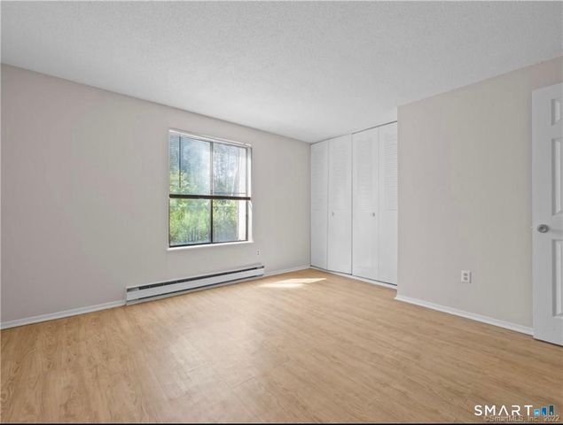 130 Coe Avenue 32, East Haven, CT 06512
