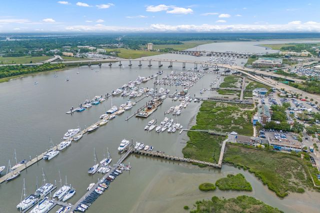 55 Ashley Avenue Apt 6, Charleston, SC 29401