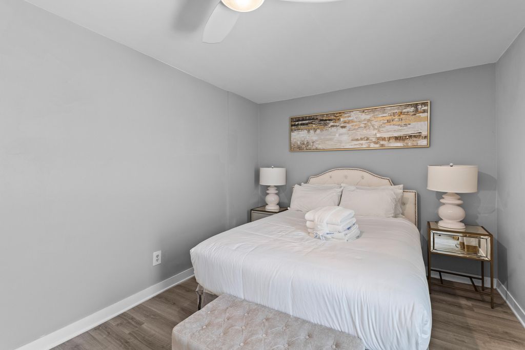 Image 13 of property listing at 55 Ashley Avenue Apt 6, Charleston, SC 29401