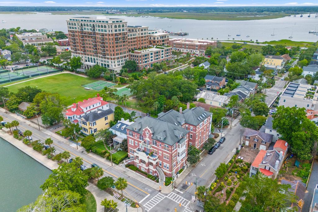 Image 18 of property listing at 55 Ashley Avenue Apt 6, Charleston, SC 29401