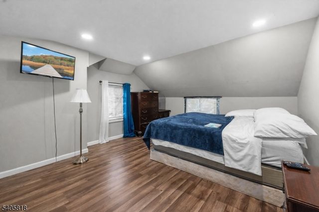 130 Renner Ave, Newark City, NJ 07112