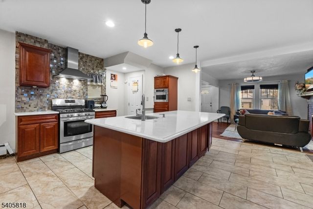 130 Renner Ave, Newark City, NJ 07112