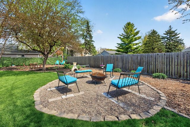 10821 Packard Street NE, Blaine, MN 55014