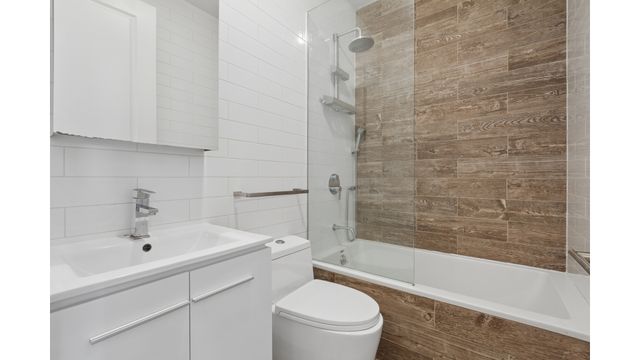 506 E 119th St Apt 3, New York City, NY 10035