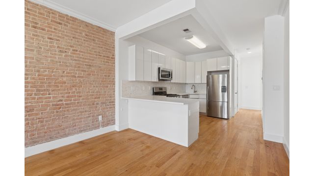 506 E 119th St Apt 3, New York City, NY 10035