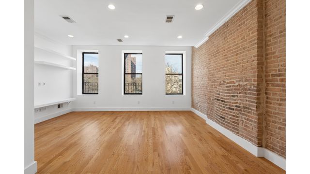 506 E 119th St Apt 3, New York City, NY 10035