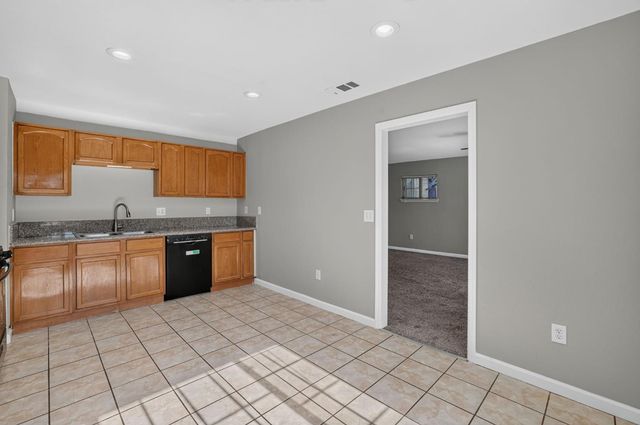 3224 San Jose Way, Sacramento, CA 95817