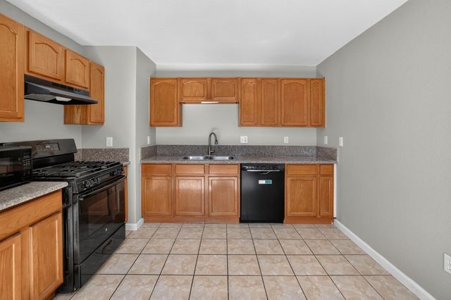 3224 San Jose Way, Sacramento, CA 95817
