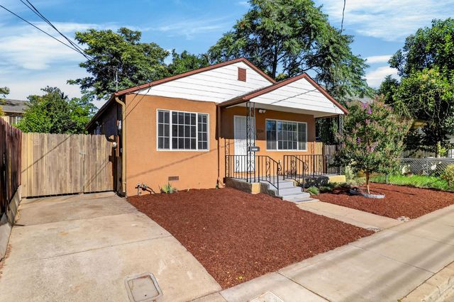 3224 San Jose Way, Sacramento, CA 95817