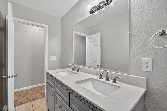 3224 San Jose Way, Sacramento, CA 95817