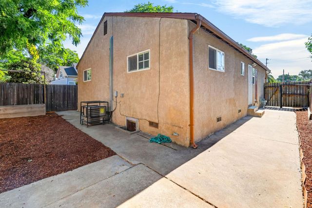 3224 San Jose Way, Sacramento, CA 95817