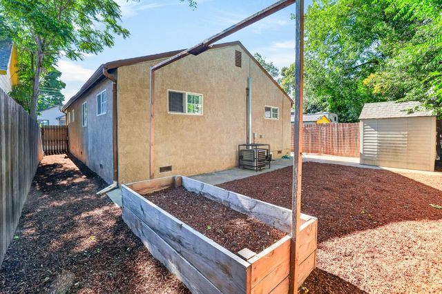 3224 San Jose Way, Sacramento, CA 95817