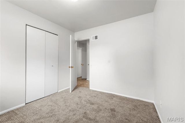 2291 Heritage Drive, St Louis, MO 63136