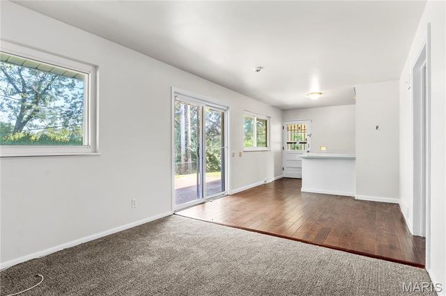 2291 Heritage Drive, St Louis, MO 63136