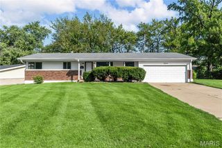 2291 Heritage Drive, St Louis, MO 63136