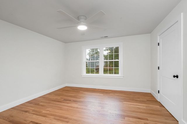 110 Friendship St, Billerica, MA 01821