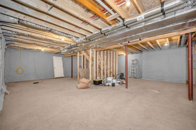 110 Friendship St, Billerica, MA 01821