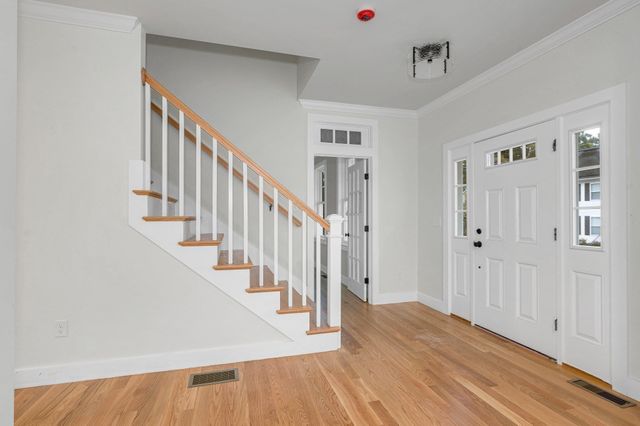 110 Friendship St, Billerica, MA 01821