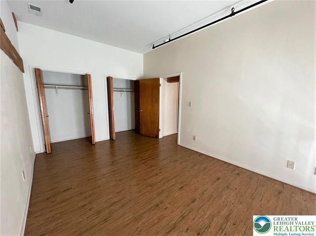101 Race Street 218, Catasauqua Boro, PA 18032