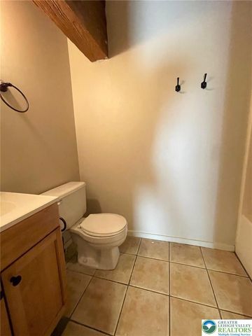 101 Race Street 218, Catasauqua Boro, PA 18032