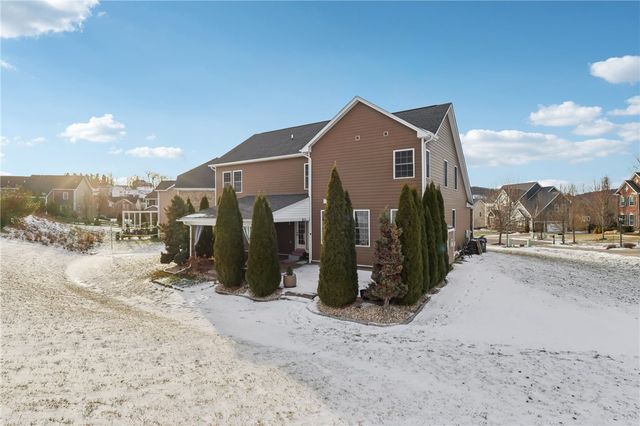 306 Sapling Court, Cranberry Twp, PA 16066