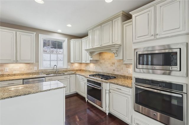 306 Sapling Court, Cranberry Twp, PA 16066