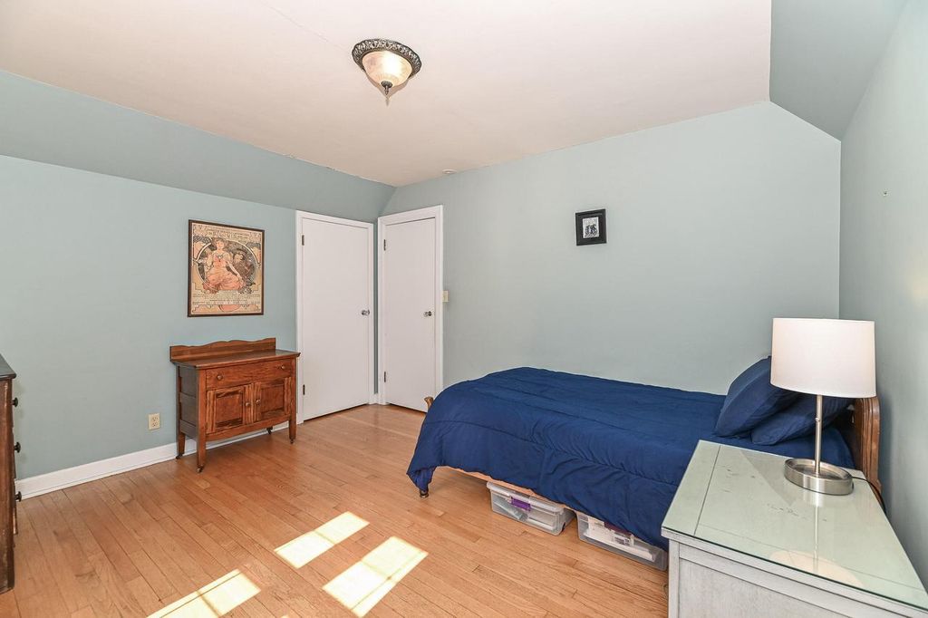 property-img