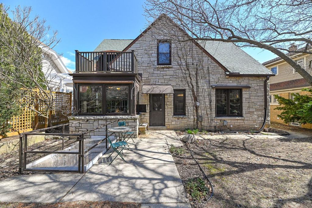 property-img