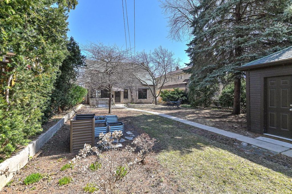 property-img