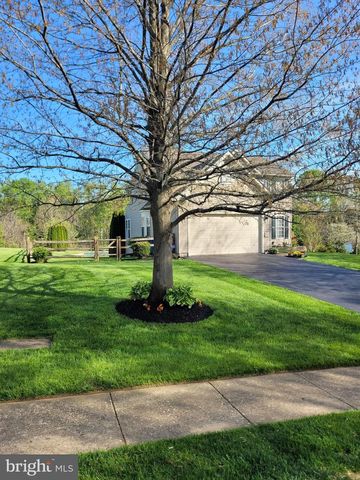 31 STANFORD DR, West Grove, PA 19390