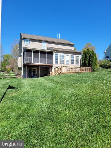 31 STANFORD DR, West Grove, PA 19390