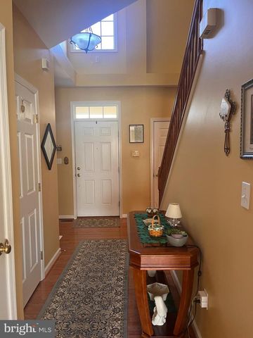 31 STANFORD DR, West Grove, PA 19390