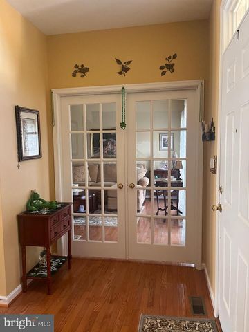 31 STANFORD DR, West Grove, PA 19390