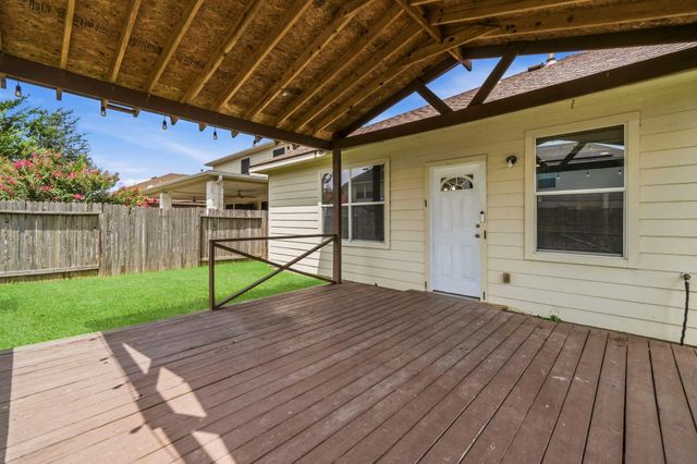 8203 Loetsch Ridge Way, Spring, TX 77379