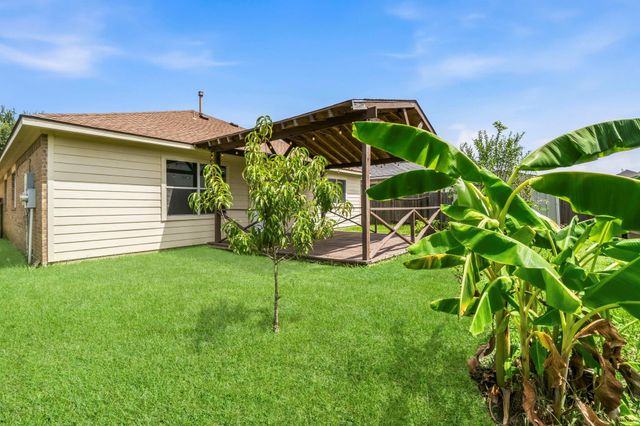 8203 Loetsch Ridge Way, Spring, TX 77379