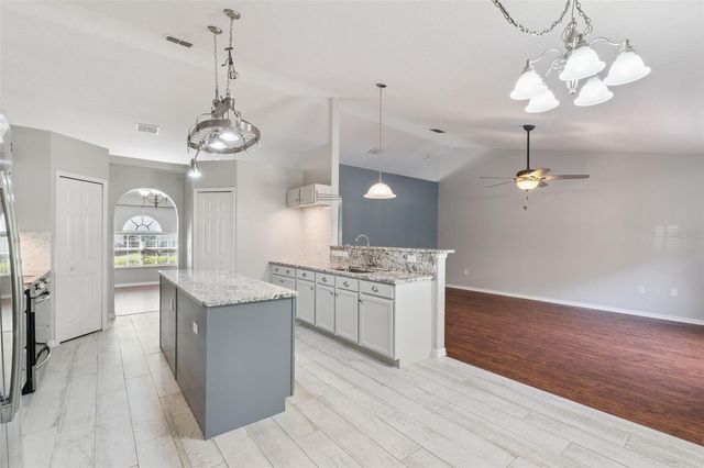 2214 EL MARRA DR, Ocoee, FL 34761