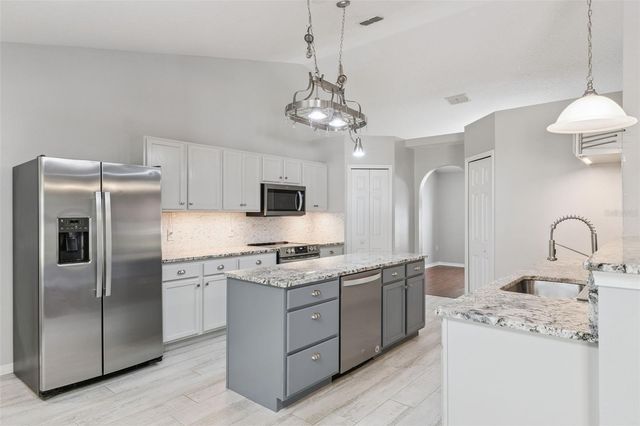 2214 EL MARRA DR, Ocoee, FL 34761