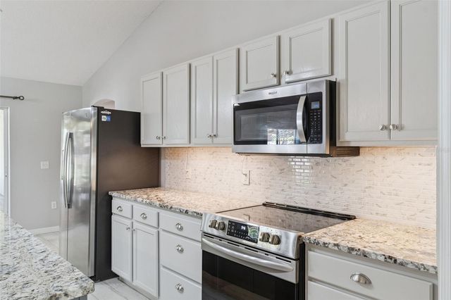 2214 EL MARRA DR, Ocoee, FL 34761