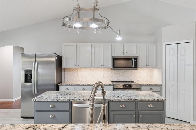 2214 EL MARRA DR, Ocoee, FL 34761